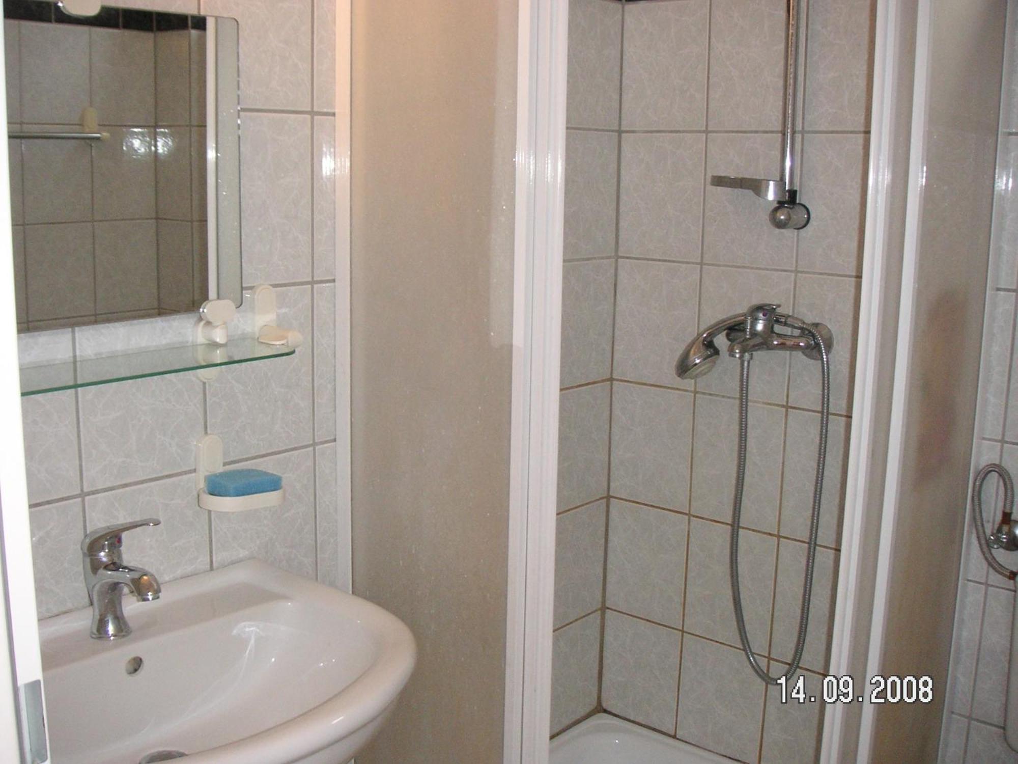 Emona Guest House Nesebar Rum bild