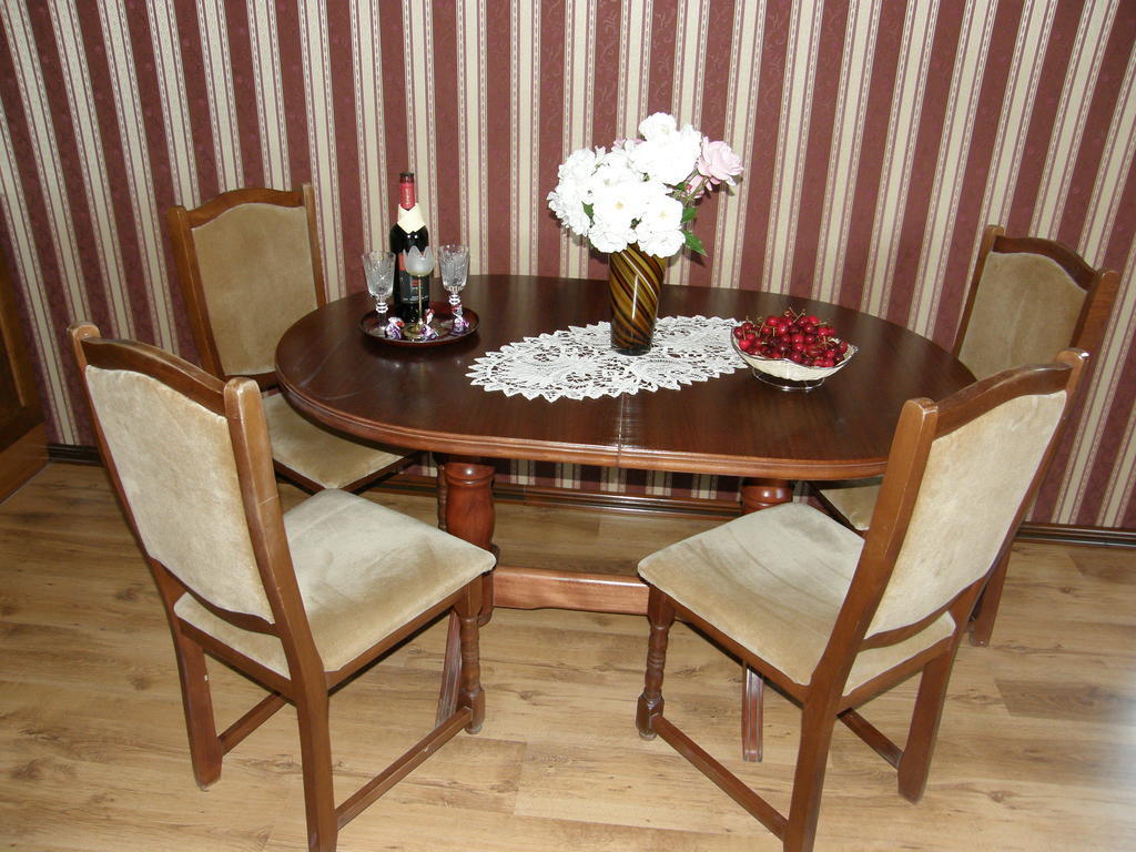 Emona Guest House Nesebar Rum bild