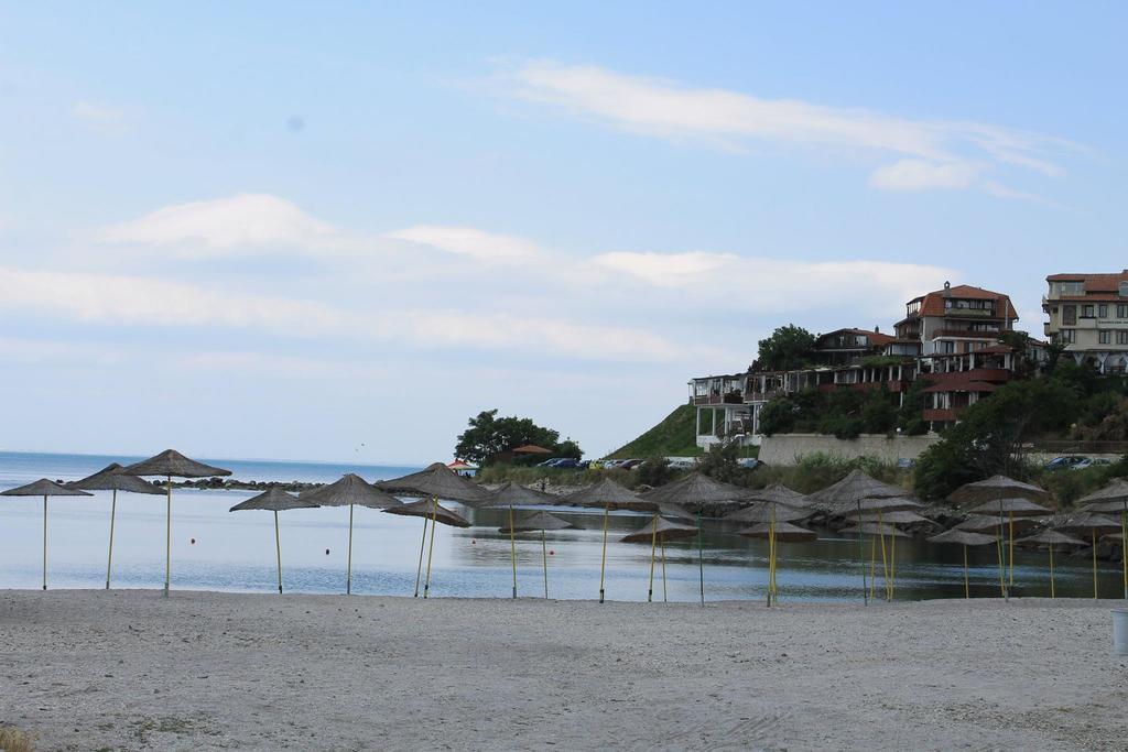 Emona Guest House Nesebar Exteriör bild